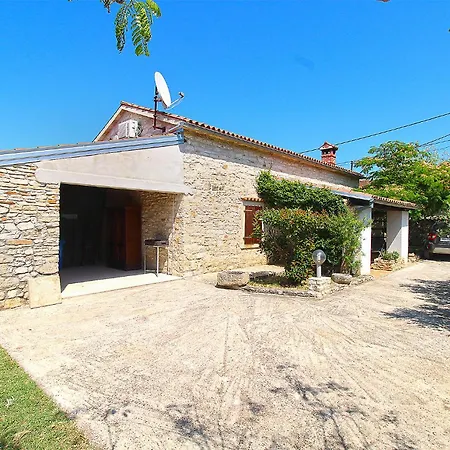 House Letizia 2147 Šišan
