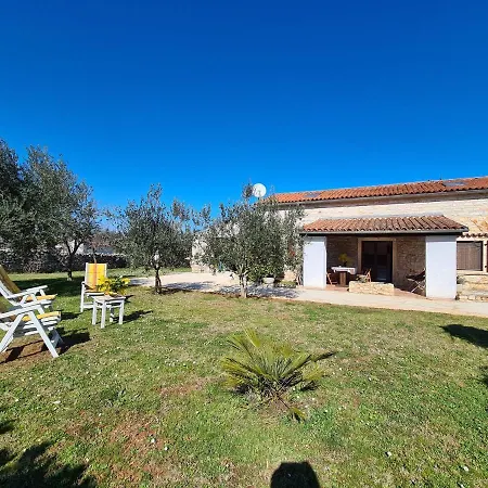 House Letizia 2147 Holiday home Sisan