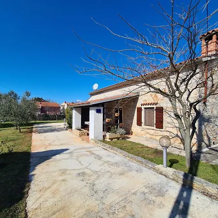 House Letizia 2147 Šišan